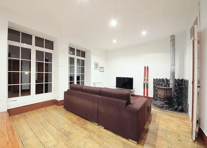 Mountain House/ Serra Da Estrela * Пеньяс-да-Сауде