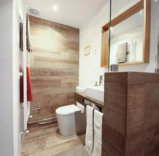 Mountain House/ Serra Da Estrela